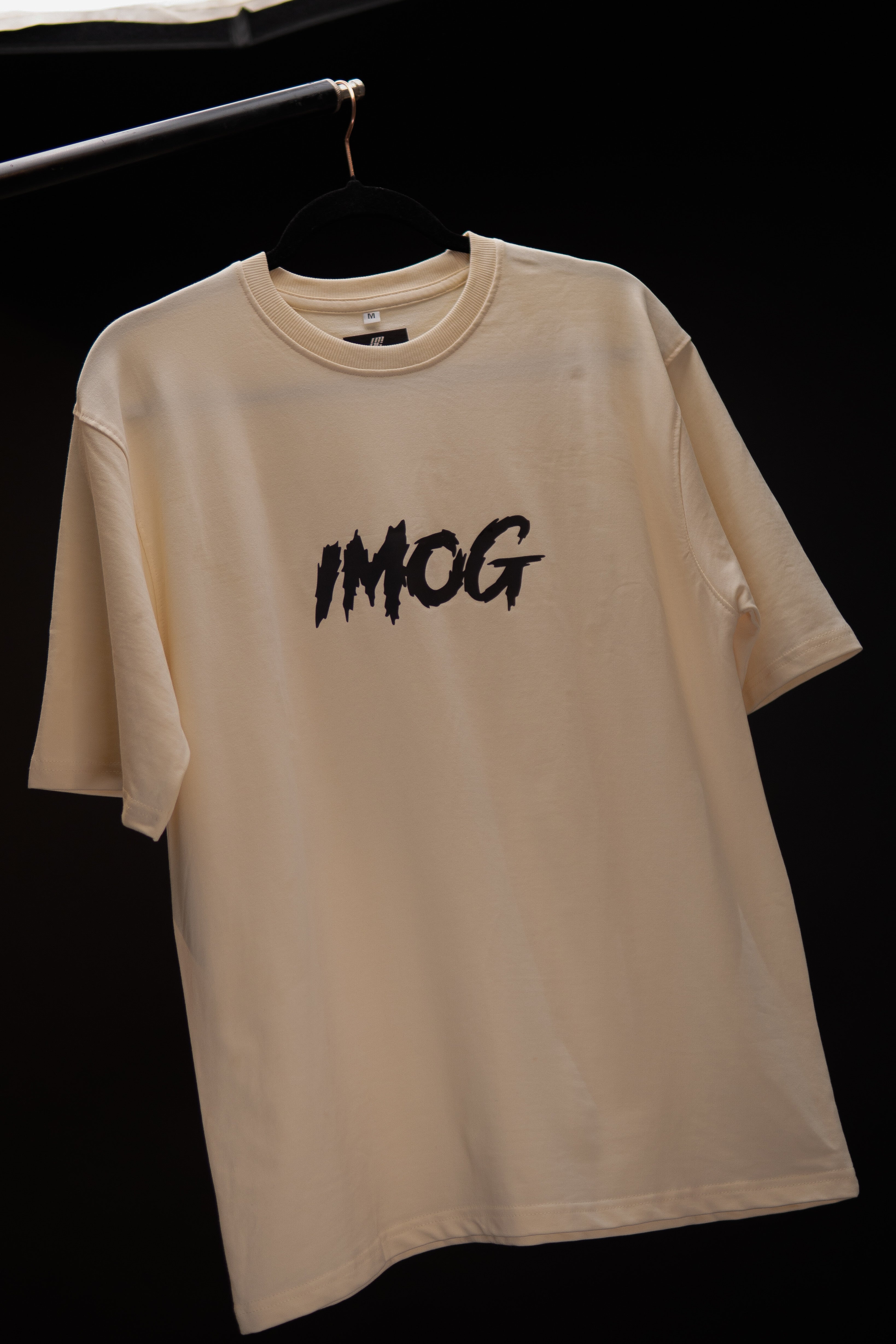 5030 BREAKDOWN OVERSIZED SANDAL CREAMY WHITE T SHIRT
